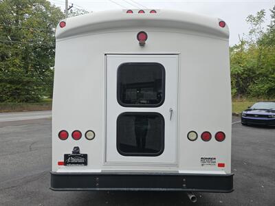 2014 Ford E-350 SD   - Photo 6 - Spring City, PA 19475