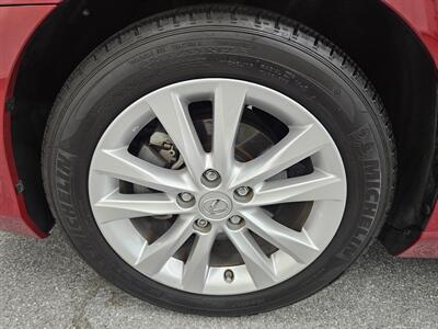 2010 Lexus ES   - Photo 16 - Spring City, PA 19475