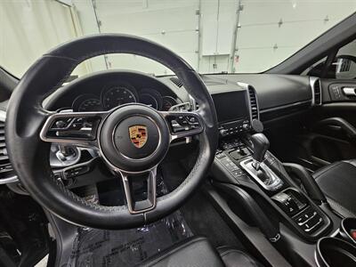 2017 Porsche Cayenne Platinum Edition   - Photo 11 - Spring City, PA 19475