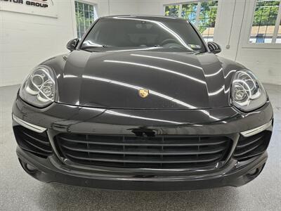 2017 Porsche Cayenne Platinum Edition   - Photo 2 - Spring City, PA 19475