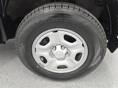 2014 Toyota Tacoma   - Photo 13 - Spring City, PA 19475
