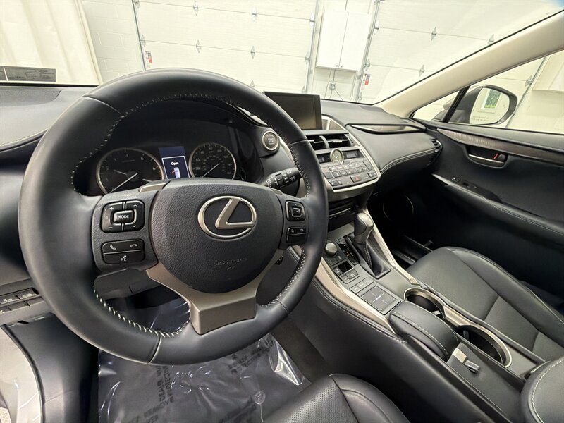 2015 Lexus NX 200t 12