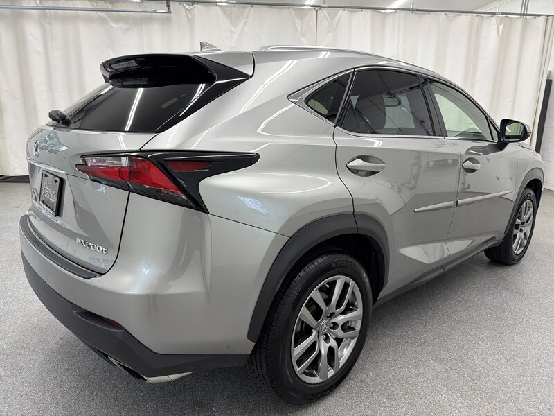 2015 Lexus NX 200t 6
