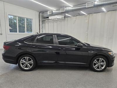 2021 Volkswagen Jetta R-Line - Photo 4 - Spring City, PA 19475