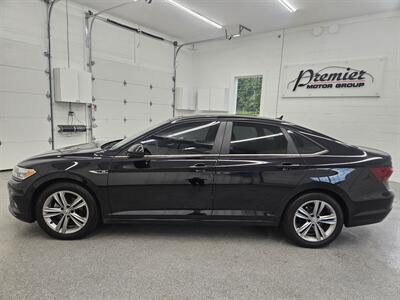 2021 Volkswagen Jetta R-Line - Photo 8 - Spring City, PA 19475