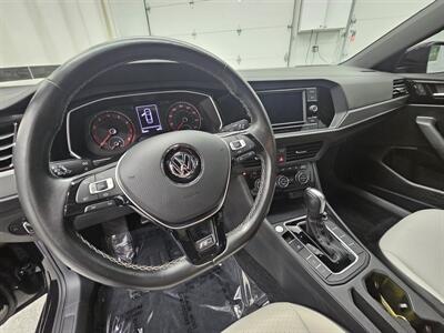2021 Volkswagen Jetta R-Line - Photo 11 - Spring City, PA 19475