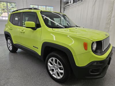 2017 Jeep Renegade Latitude   - Photo 3 - Spring City, PA 19475