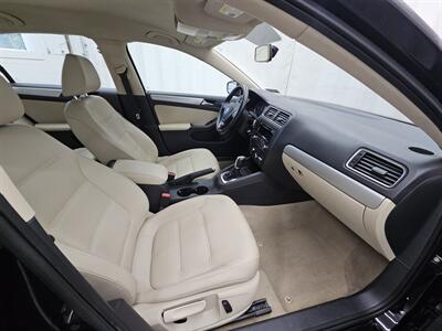 2013 Volkswagen Jetta SE PZEV   - Photo 13 - Spring City, PA 19475