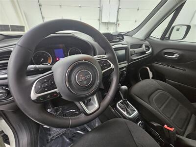 2020 Jeep Renegade Latitude   - Photo 10 - Spring City, PA 19475