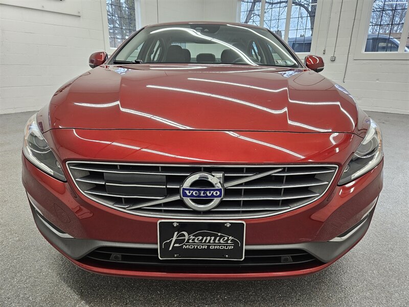 2017 Volvo S60 T5 Inscription Platinum  