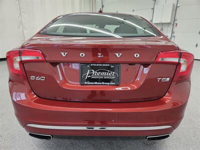 2017 Volvo S60 T5 Inscription Platinum   - Photo 6 - Spring City, PA 19475