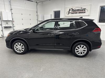 2017 Nissan Rogue S   - Photo 8 - Spring City, PA 19475