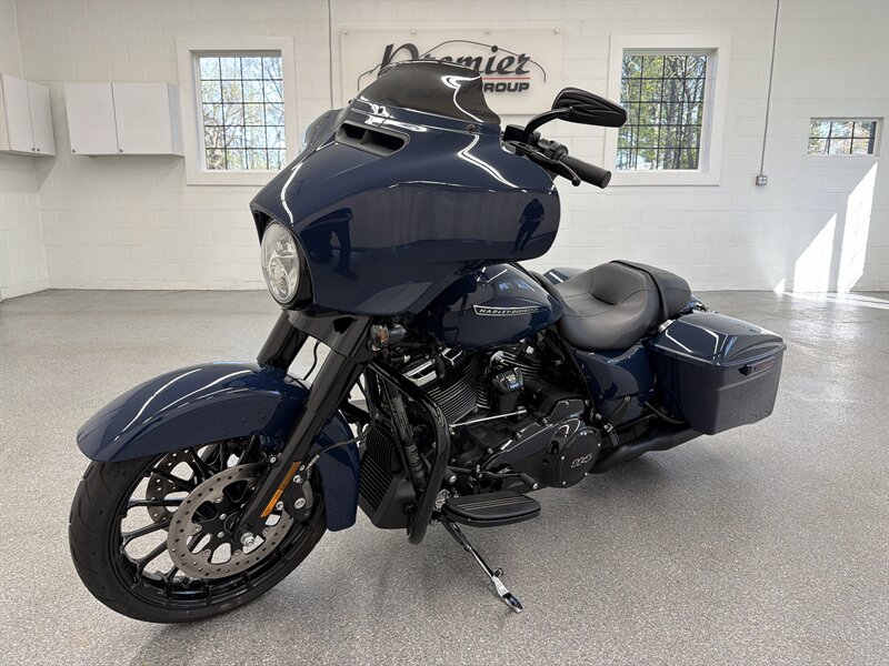 2019 Harley-Davidson Street Glide Special  Special - Photo 1 - Spring City, PA 19475