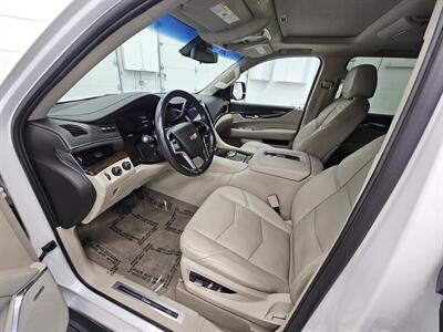 2018 Cadillac Escalade Premium Luxury   - Photo 10 - Spring City, PA 19475