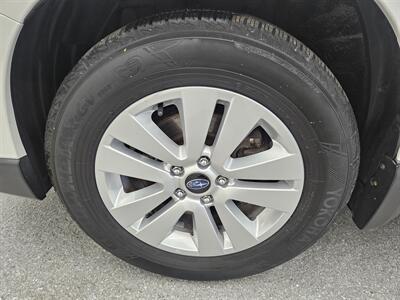 2018 Subaru Outback 2.5i - Photo 16 - Spring City, PA 19475