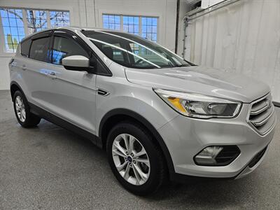 2017 Ford Escape SE - Photo 3 - Spring City, PA 19475