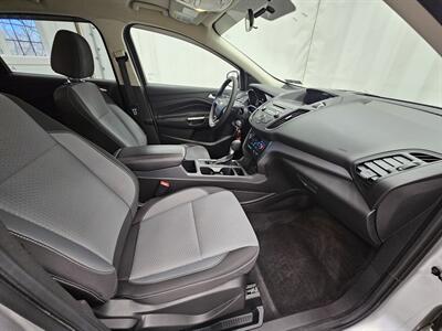 2017 Ford Escape SE - Photo 13 - Spring City, PA 19475