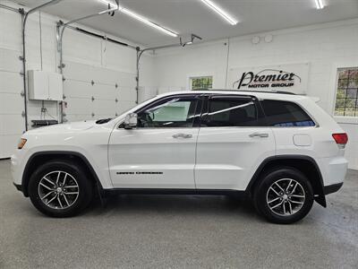 2017 Jeep Grand Cherokee Limited   - Photo 8 - Spring City, PA 19475