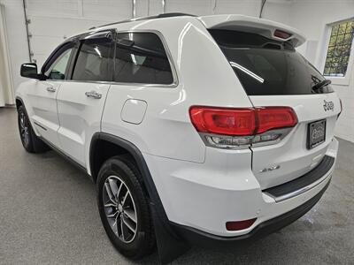 2017 Jeep Grand Cherokee Limited   - Photo 7 - Spring City, PA 19475