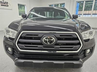2019 Toyota Tacoma SR5 V6   - Photo 2 - Spring City, PA 19475