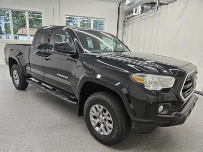 2019 Toyota Tacoma SR5 V6   - Photo 3 - Spring City, PA 19475
