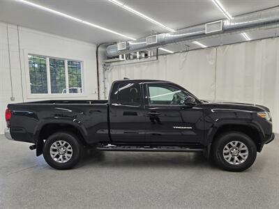 2019 Toyota Tacoma SR5 V6   - Photo 4 - Spring City, PA 19475