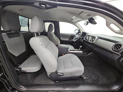 2019 Toyota Tacoma SR5 V6   - Photo 14 - Spring City, PA 19475