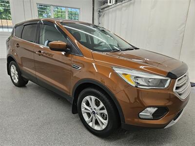 2017 Ford Escape SE   - Photo 3 - Spring City, PA 19475