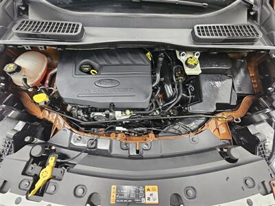 2017 Ford Escape SE   - Photo 9 - Spring City, PA 19475