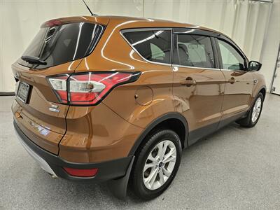 2017 Ford Escape SE   - Photo 5 - Spring City, PA 19475