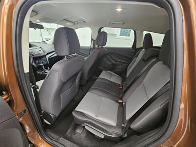 2017 Ford Escape SE   - Photo 12 - Spring City, PA 19475