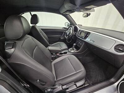2014 Volkswagen Beetle Convertible 1.8T PZEV   - Photo 12 - Spring City, PA 19475