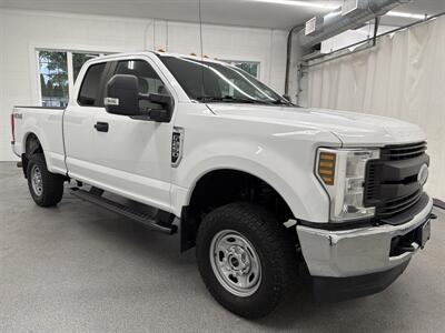 2019 Ford F-250 XL   - Photo 3 - Spring City, PA 19475