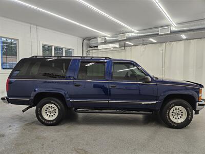 1997 Chevrolet Suburban K1500 4dr K1500   - Photo 4 - Spring City, PA 19475