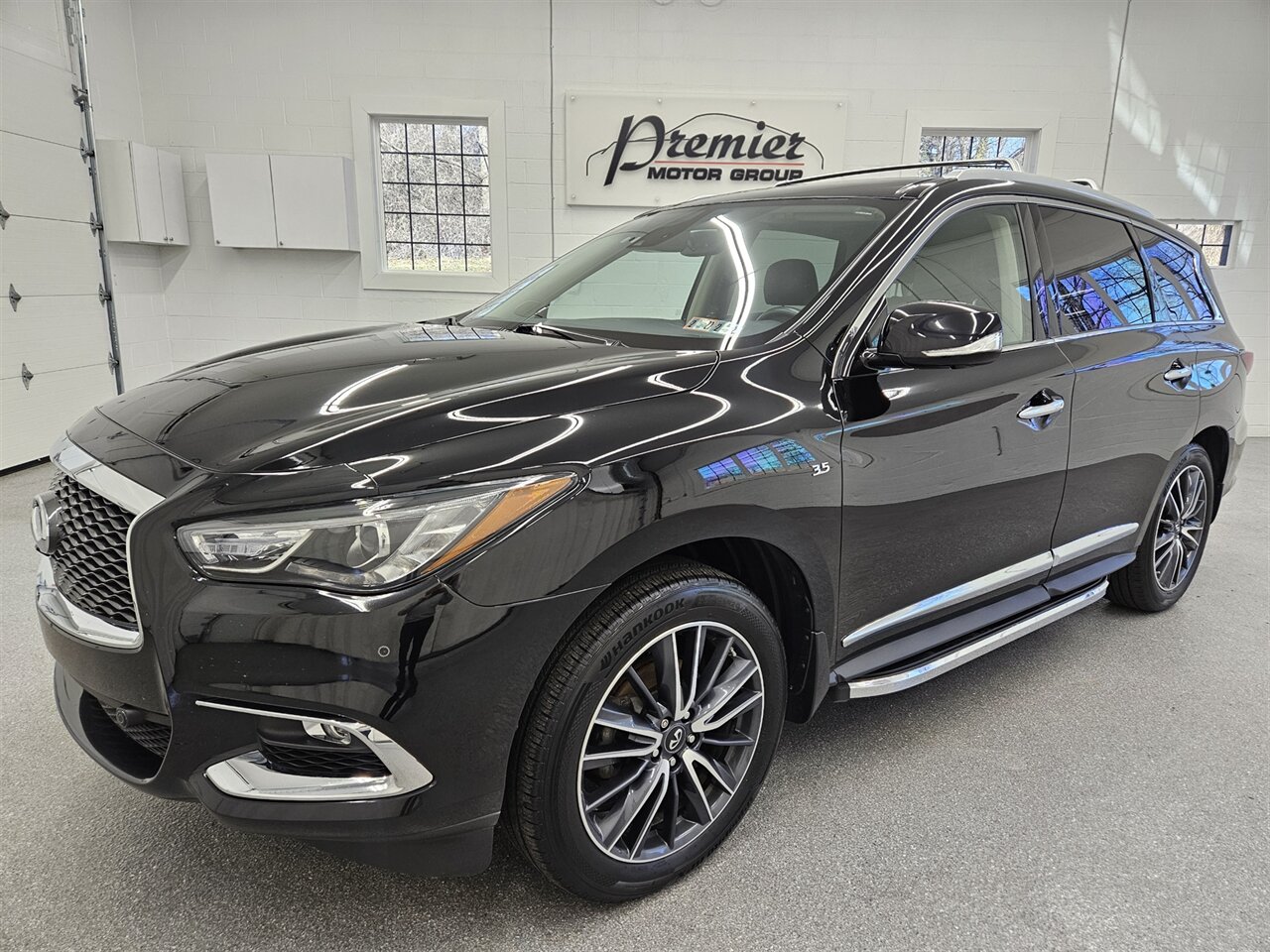 2018 INFINITI QX60   - Photo 1 - Spring City, PA 19475