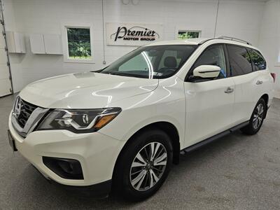 2017 Nissan Pathfinder SL   - Photo 1 - Spring City, PA 19475