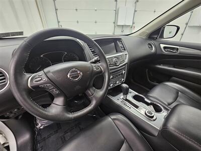 2017 Nissan Pathfinder SL   - Photo 10 - Spring City, PA 19475