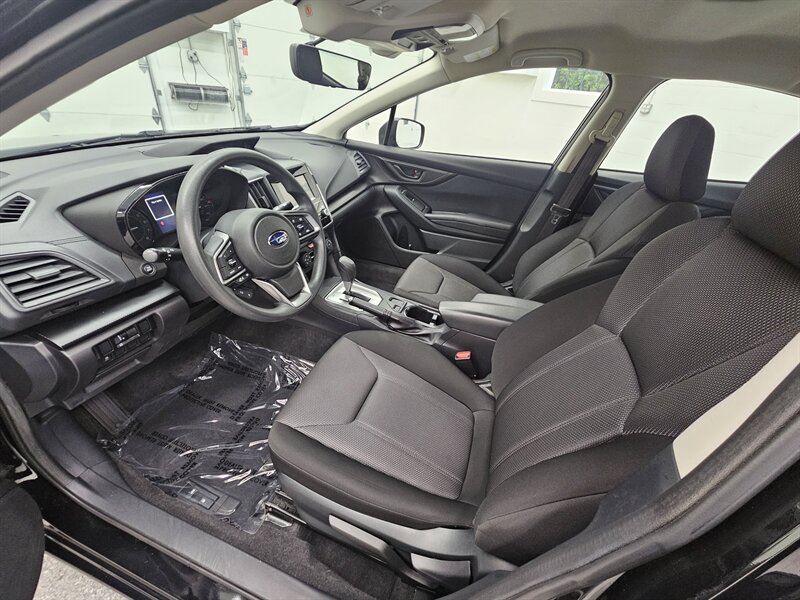 2022 Subaru Impreza Base photo 10