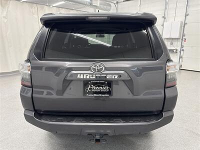 2018 Toyota 4Runner SR5 - Photo 6 - Spring City, PA 19475