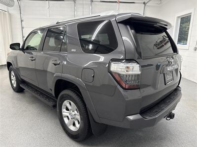 2018 Toyota 4Runner SR5 - Photo 7 - Spring City, PA 19475