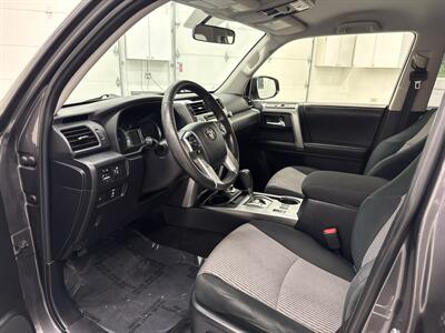 2018 Toyota 4Runner SR5 - Photo 10 - Spring City, PA 19475