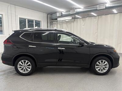 2018 Nissan Rogue SV - Photo 4 - Spring City, PA 19475