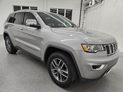 2017 Jeep Grand Cherokee Limited   - Photo 3 - Spring City, PA 19475