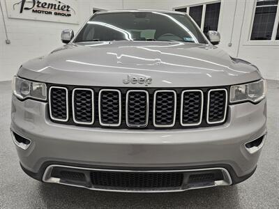 2017 Jeep Grand Cherokee Limited   - Photo 2 - Spring City, PA 19475