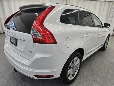 2017 Volvo XC60 T5 Inscription - Photo 5 - Spring City, PA 19475