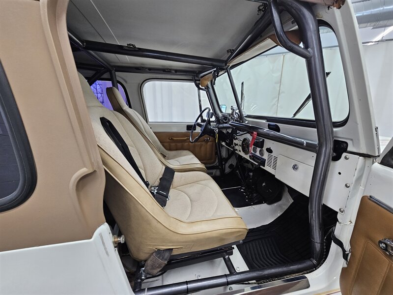 1986 Jeep CJ-7 2dr 32