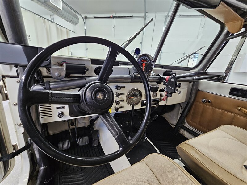 1986 Jeep CJ-7 2dr 21