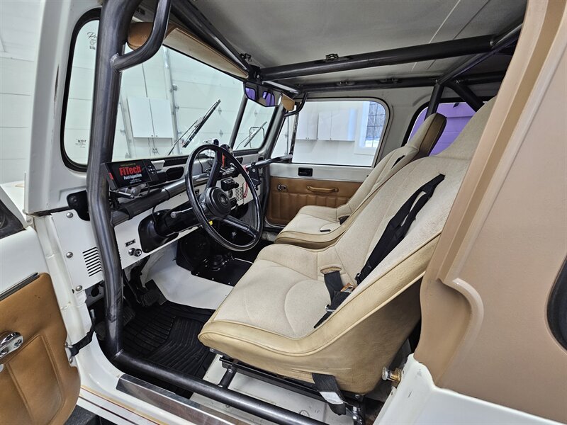1986 Jeep CJ-7 2dr 27