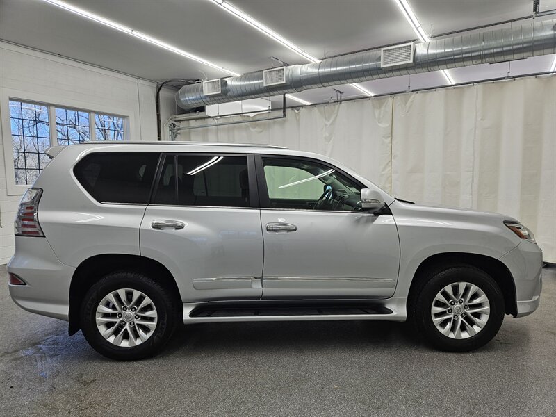 2017 Lexus GX 4