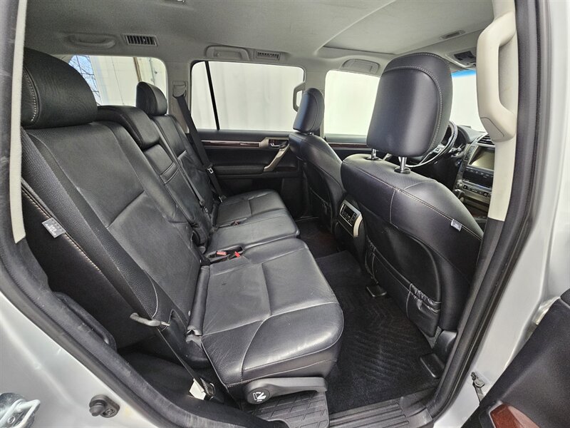 2017 Lexus GX 12